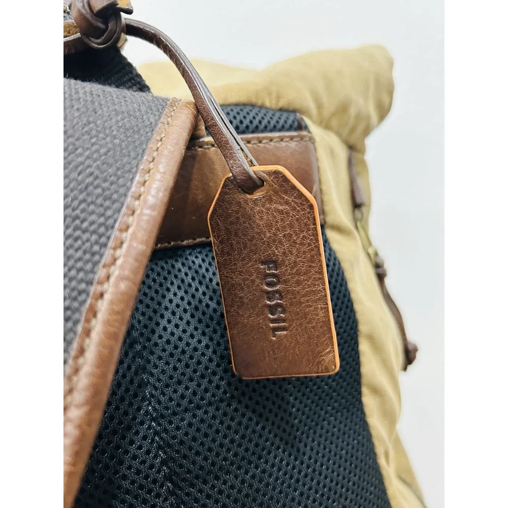 Distressed Fossil Defender Canvas & Leather roll-top backpack Rucksack Tan Brown